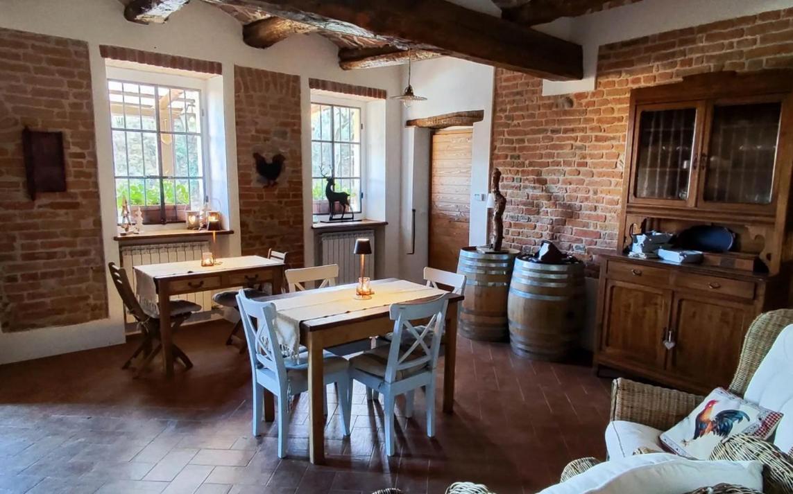 Cinzano La Casa In Collina B&B 외부 사진